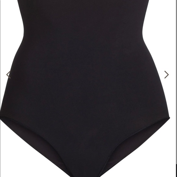 Skims high waisted sculpting brief - Picture 4 of 4